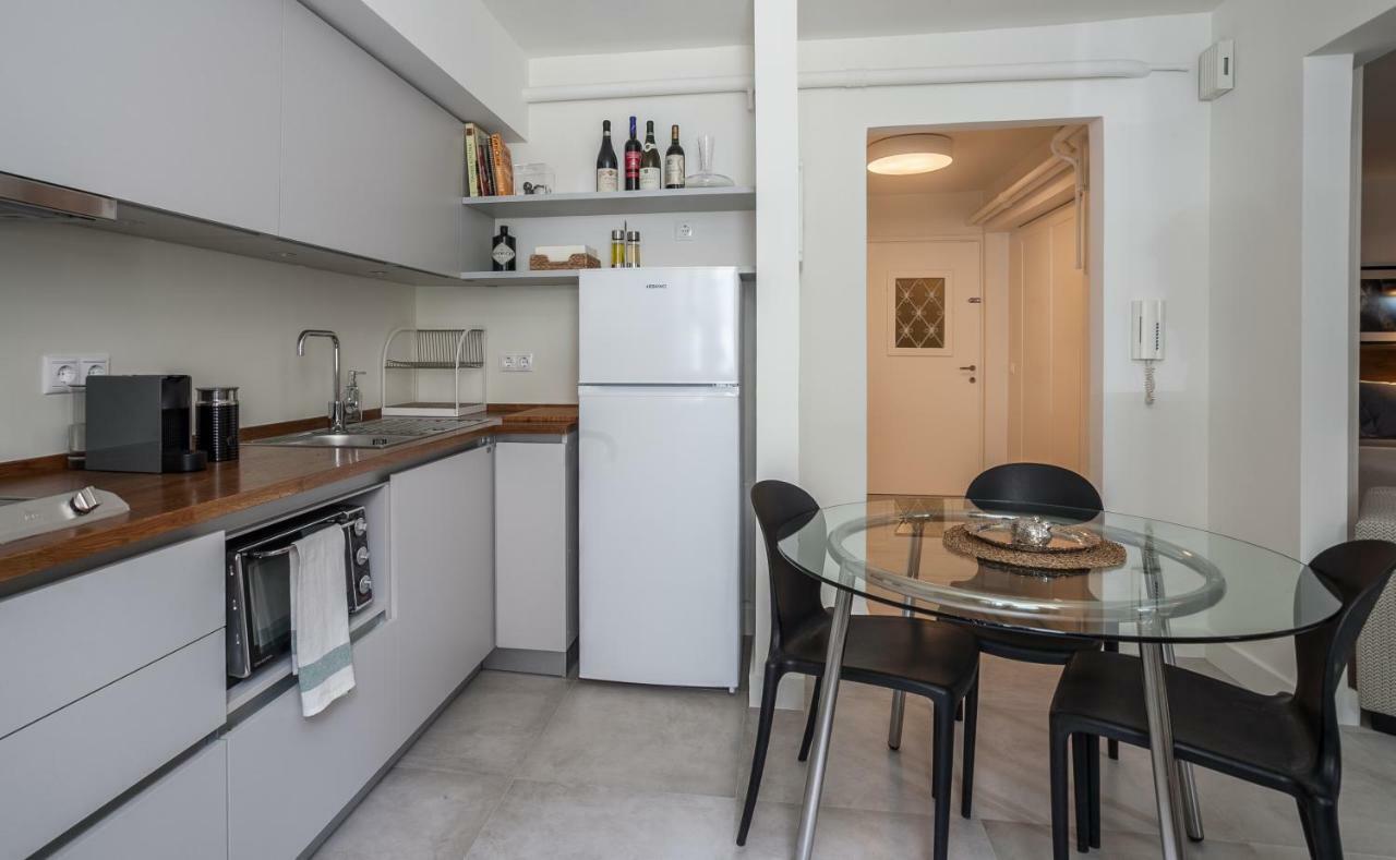 Unique Semi-Basement Stay At The Foot Of The Acropolis Athene Buitenkant foto