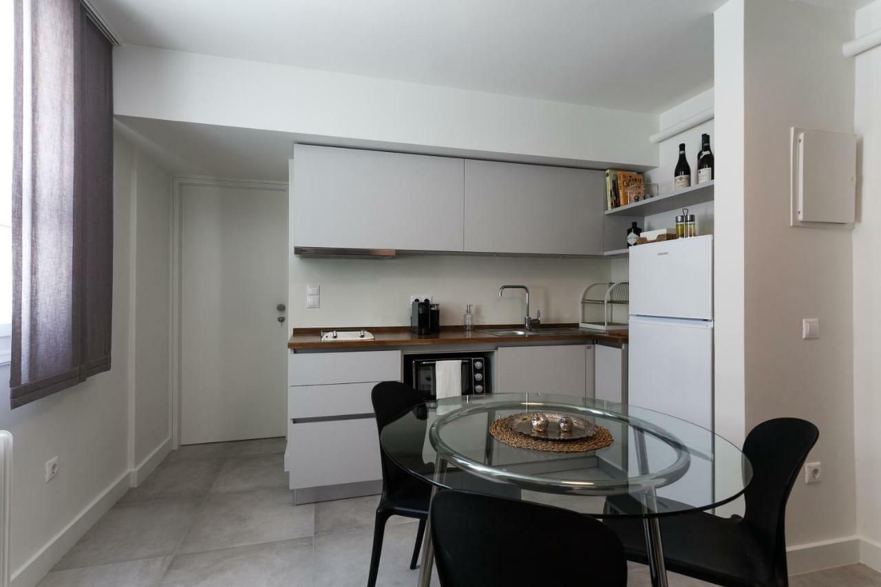 Unique Semi-Basement Stay At The Foot Of The Acropolis Athene Buitenkant foto