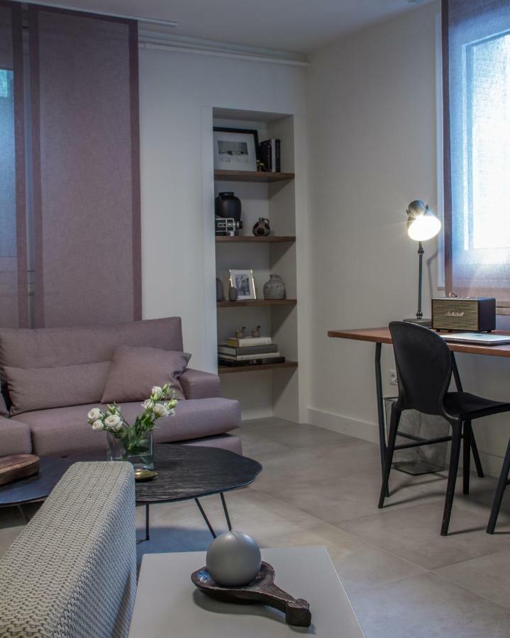 Unique Semi-Basement Stay At The Foot Of The Acropolis Athene Buitenkant foto