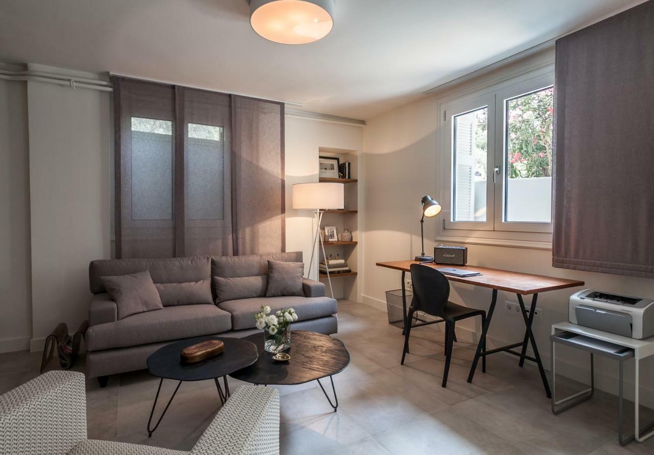 Unique Semi-Basement Stay At The Foot Of The Acropolis Athene Buitenkant foto